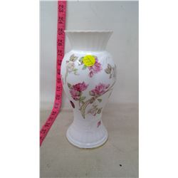 Aynsley Vase