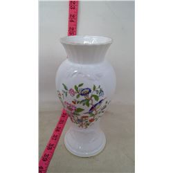 Aynsley Vase