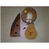 Image 1 : WOODEN MUSICAL INTRUMENT, 2 DRAWER STORAGE & POUCH