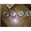 Image 2 : 4 ROUND CROWN MASON JARS