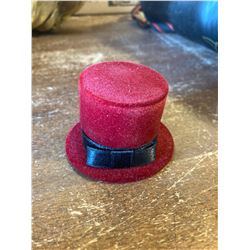 LADIES SILVER CUBIC ZIRCONIA RING IN RED VELVET HOLDER SZ:7