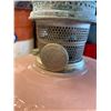 Image 4 : 1 ANTIQUE NAPHTHA LAMP 26" TALL PINK RESERVOIR AND METAL BASE