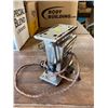 Image 1 : VINTAGE ELECTRIC TOASTER