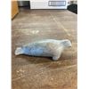 Image 1 : PRIMITIVE INUIT CARVED SOAPSTONE SEAL SIGNED BY ARTIST