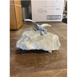 LIMITED ADITION ROCK WITH PEWTER BIRD NO.369