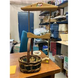 COLLECTABLE PLATE HOLDER FOR 2 PLATES + BASKET