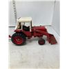 Image 2 : CASE TRACTOR TOY/FIGURINE