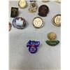 Image 3 : 350 LAPEL PINS CANADIAN TOWNS + PROVINCES BC TO ONTARIO
