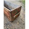 Image 2 : PINE BOX-PRIMITIVE - 44X18 DOVETAILED