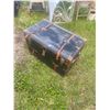 Image 1 : STEAMER TRUNK C/W TRAY