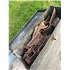 Image 5 : METAL TOOL BOX + VINTAGE TOOLS, GRUB HOE, ECT
