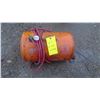 Image 1 : red portable air tank w/hose