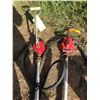 Image 1 : 2 GAS PUMPS MANNUAL