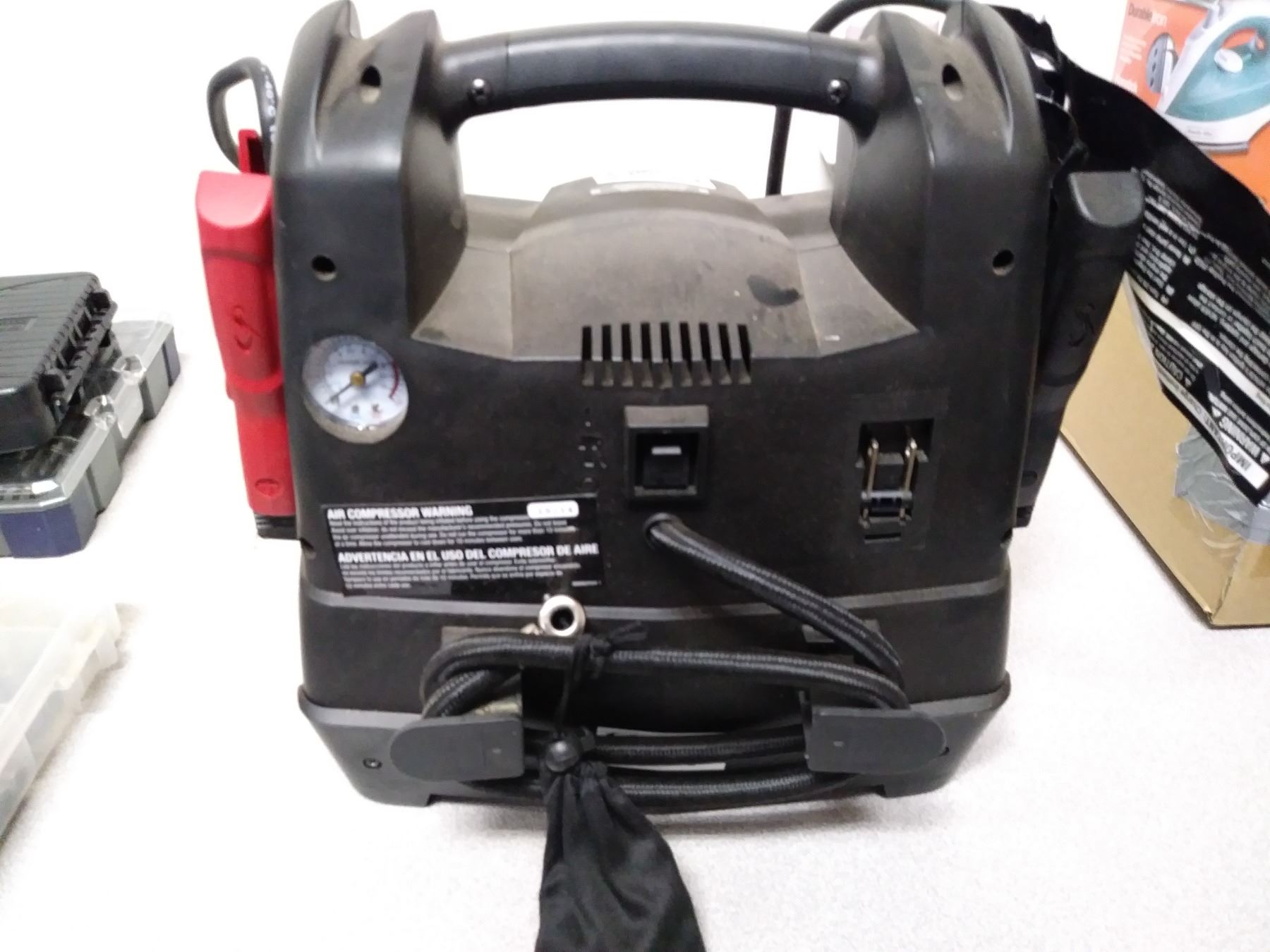 BATTERY BOOSTER PACK W/ AIR COMPRESSOR & LIGHT