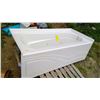Image 1 : JET TUB-FIBERGLASS