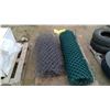Image 2 : PALLET OF 3FT CHAIN LENGTH METAL FENCE AND 4FT ROLL OF PLASTIC FENCE