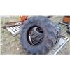 Image 2 : 3 TRACTOR TIRES