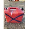 Image 2 : 5.5 IMP GALLON GAS CAN