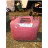 Image 1 : 2 IMP GALLON GAS CAN NO CAP