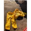 Image 1 : BOX OF RAIN GEAR SZ: KIDS OR FOR SMALL TEENS
