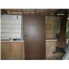 Image 1 : WOODEN DOOR 36' X 78'