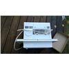 Image 3 : WINDOW AIR CONDITIONER 5000 BTU