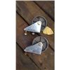 Image 1 : 2 CASTERS
