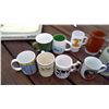 Image 4 : LOT OF MUGS