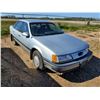 Image 2 : 1990 Ford Taurus (silver) VIN: 1FACP52U9LG170428 (HAS KEYS)