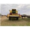 Image 3 : NEW HOLLAND COMBINE TR70 ALWAYS SHEDDED (has keys)