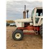 Image 2 : CASE TRACTOR 1070 POWER SHIFT 23.1X34 TIRES (has keys)