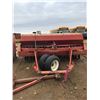Image 3 : SEED DRILL- INTERNATIONAL 620 2-10" C/W DETACHABLE HITCH