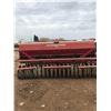 Image 6 : SEED DRILL- INTERNATIONAL 620 2-10" C/W DETACHABLE HITCH