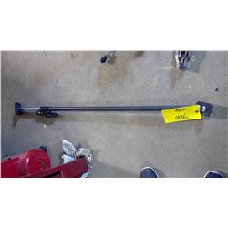 TRAILER STRETCHER BARRICADE BAR