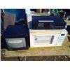Image 1 : TV MICROWAVE + YAMAHA CASSETTE DECK