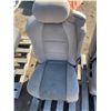 Image 3 : 2 FORD TRUCK SEATS