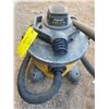 Image 2 : SHOP VACCUM 5 GALLON