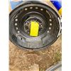 Image 4 : 4 RIMS 16X550 5 BOLT PATTERN