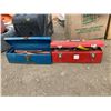 Image 1 : 2 METAL TOOL BOXES 1=TABLE LEGS 1=OLD/RUST TOOLS