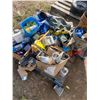 Image 1 : PALLET OF MISC ITEMS