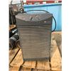 Image 1 : DEHUMIDIFIER "WHITE WESTINGHOUSE"