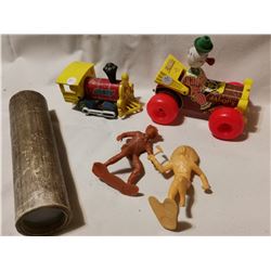 5 VINTAGE TOYS