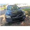 Image 2 : 2003 VOLVO XC90 T6 AWD 199 KMS, MAY NEED 4 SENSORS/TURBO RETURN HOSE. RUNS AND DRIVES.