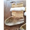 Image 2 : Moose hide mukluks, 11½” toe to heel