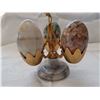 Image 3 : Alabaster eggs in stand (3 eggs)