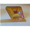Image 2 : GOLDEN BASE IRRIDESCENT DIAMOND SHAPED CANDY DISH
