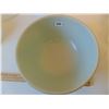 Image 3 : VINTAGE 23 CM DIAMETER JADE GREEN PYREX MIXING BOWL