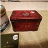 Image 5 : 8 OLDER TOBACCO TINS
