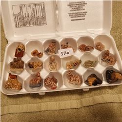 18 RED ROSE TEA FIGURINES