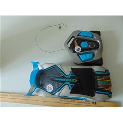 HOT WHEELS REMOTE CONTROL CAR(NO REMOTE BATTERY COVER)